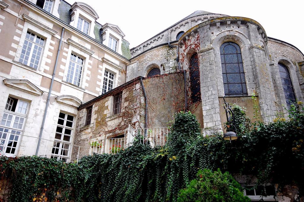 Grand Hotel De L'Abbaye Beaugency Exteriör bild