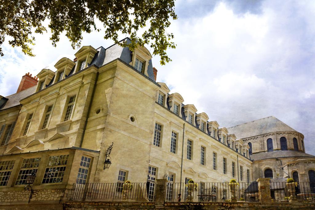 Grand Hotel De L'Abbaye Beaugency Exteriör bild